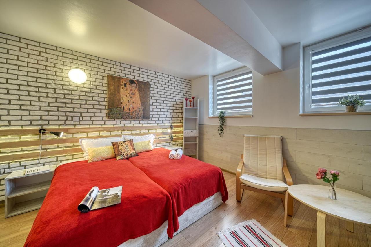 Fox Rooms Aparthotel Stara Zagora Exterior photo